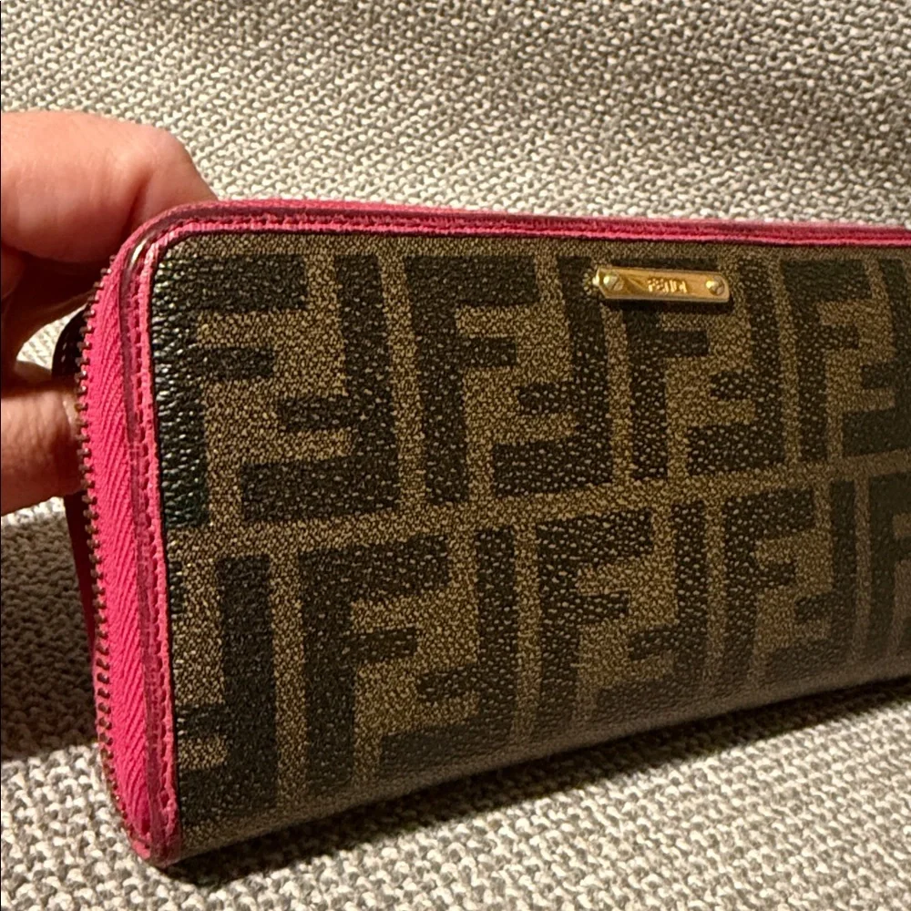 Fendi Logo Authentic Zippy Zucca Spalmati Wallet Pink